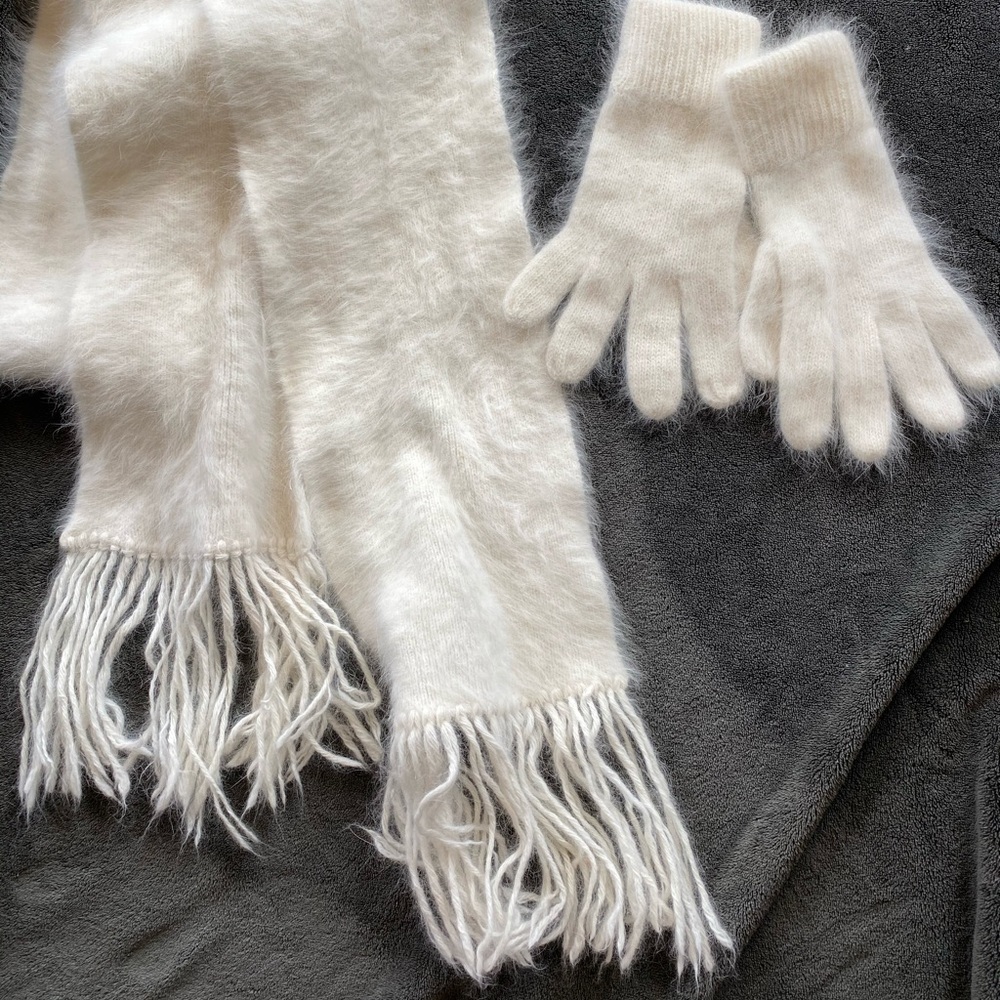 Angora Rabbit Hair Scarf and Gloves